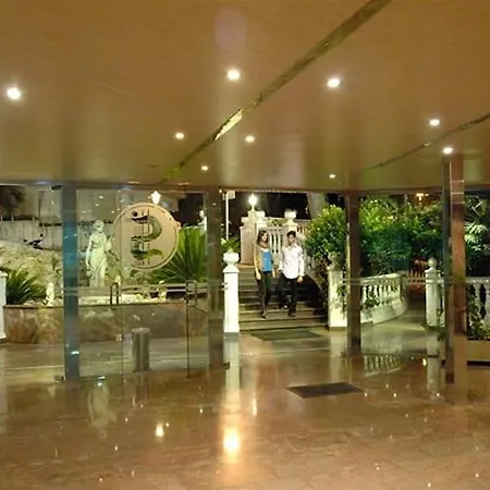 Otel Santa Monica Playa 3*
