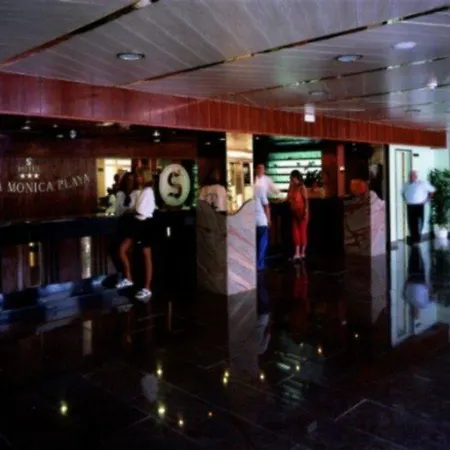 Santa Monica Playa Otel 3*